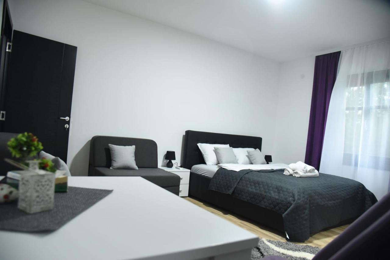 Restoran,,Vuk,, Trsic Bed and Breakfast Buitenkant foto