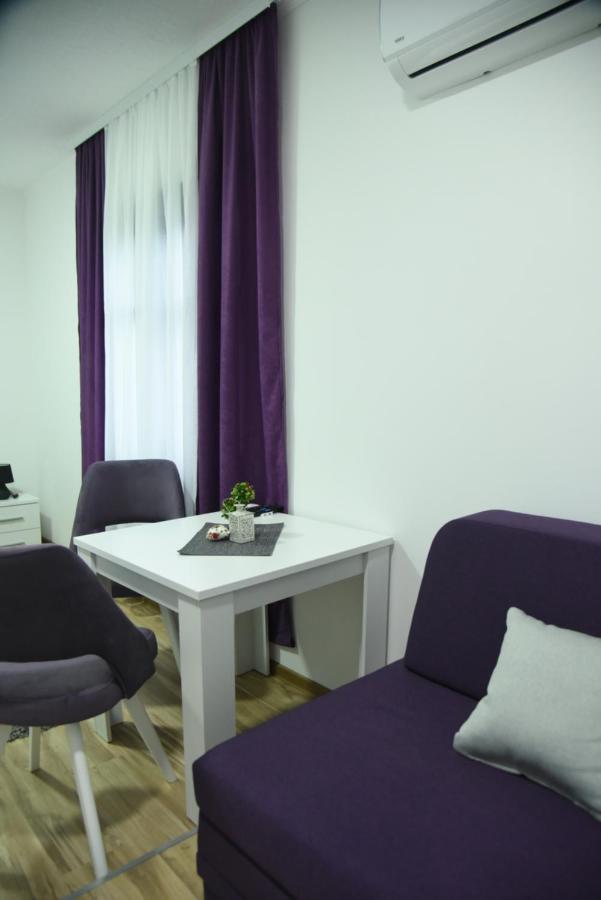 Restoran,,Vuk,, Trsic Bed and Breakfast Buitenkant foto
